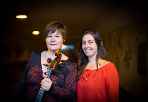 Katja Zakotnik und Naila Alvarenga Foto 4 by Christian Gaier