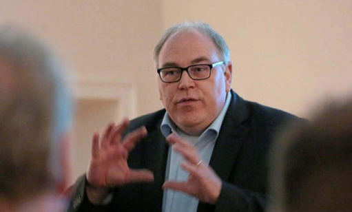 Historiker Jochen Oltmer zu 